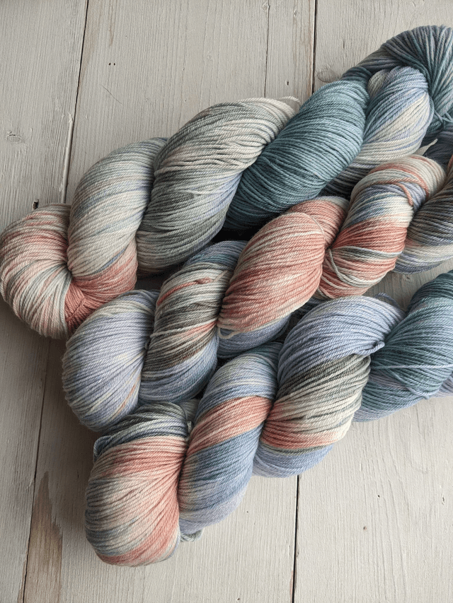 Multi Talented 4ply Compton 100g/400m